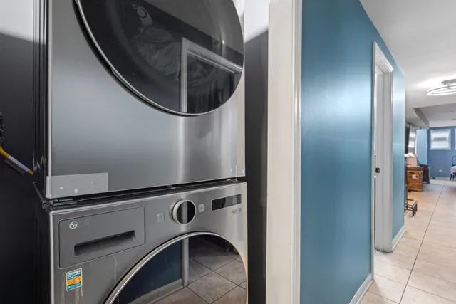 $549,000 | 949 West 51st Street, Chicago, IL 60609