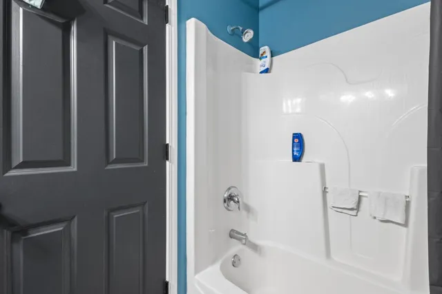 $549,000 | 949 West 51st Street, Chicago, IL 60609