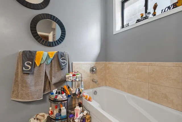 $549,000 | 949 West 51st Street, Chicago, IL 60609