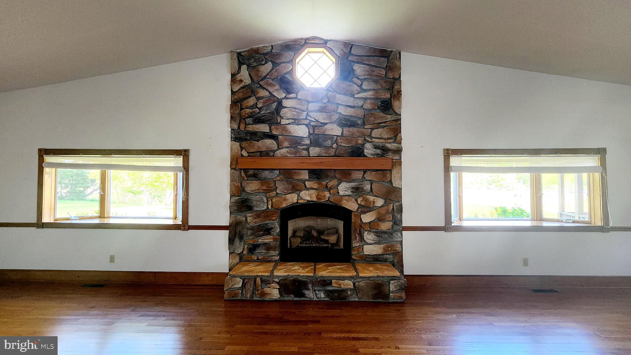 31 Ski Run Trail Fairfield, PA 17320 - Photo 43 of 79 Great room Fireplace