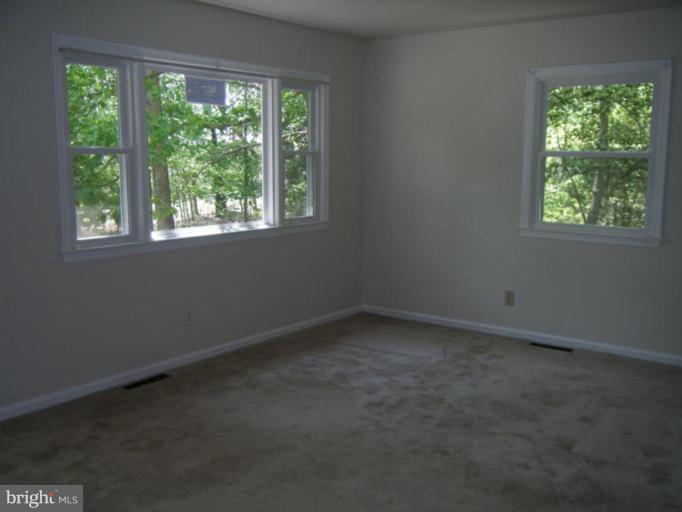 10517 Gera Road King George, VA 22485 - Photo 5 of 11 Family Room