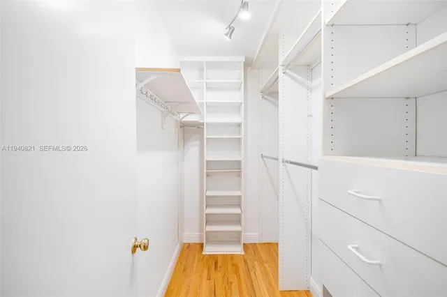 $8,000 | 648 Sevilla Avenue, Coral Gables, FL 33134