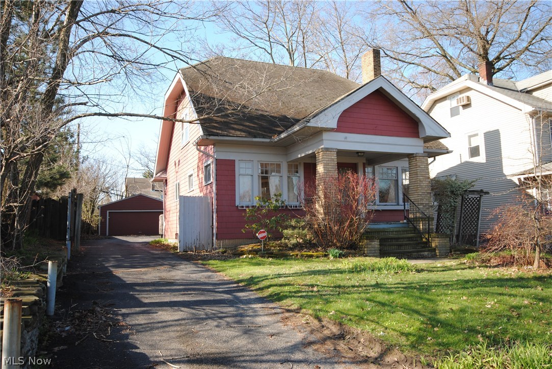 3174 East Overlook Road Cleveland, OH 44118 - Photo 1 of 15