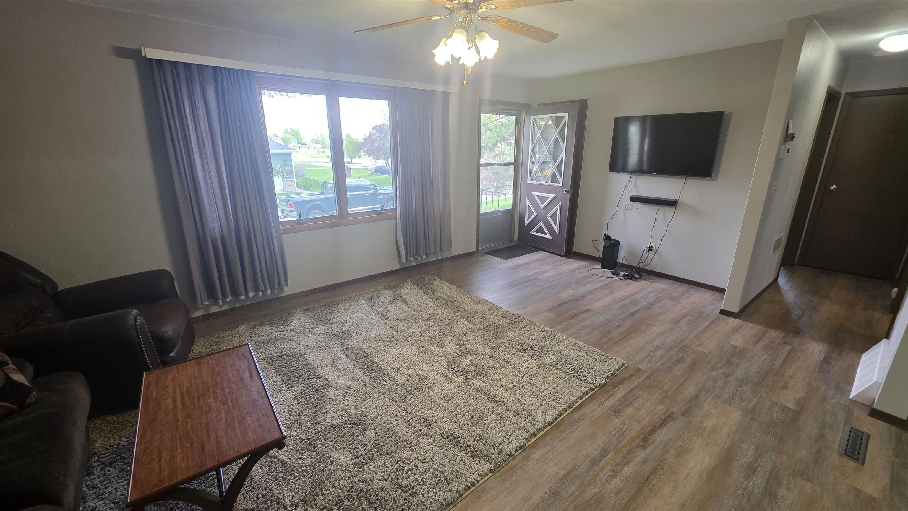 133 South Jackson Street Lancaster, WI 53813 - Photo 13 of 33