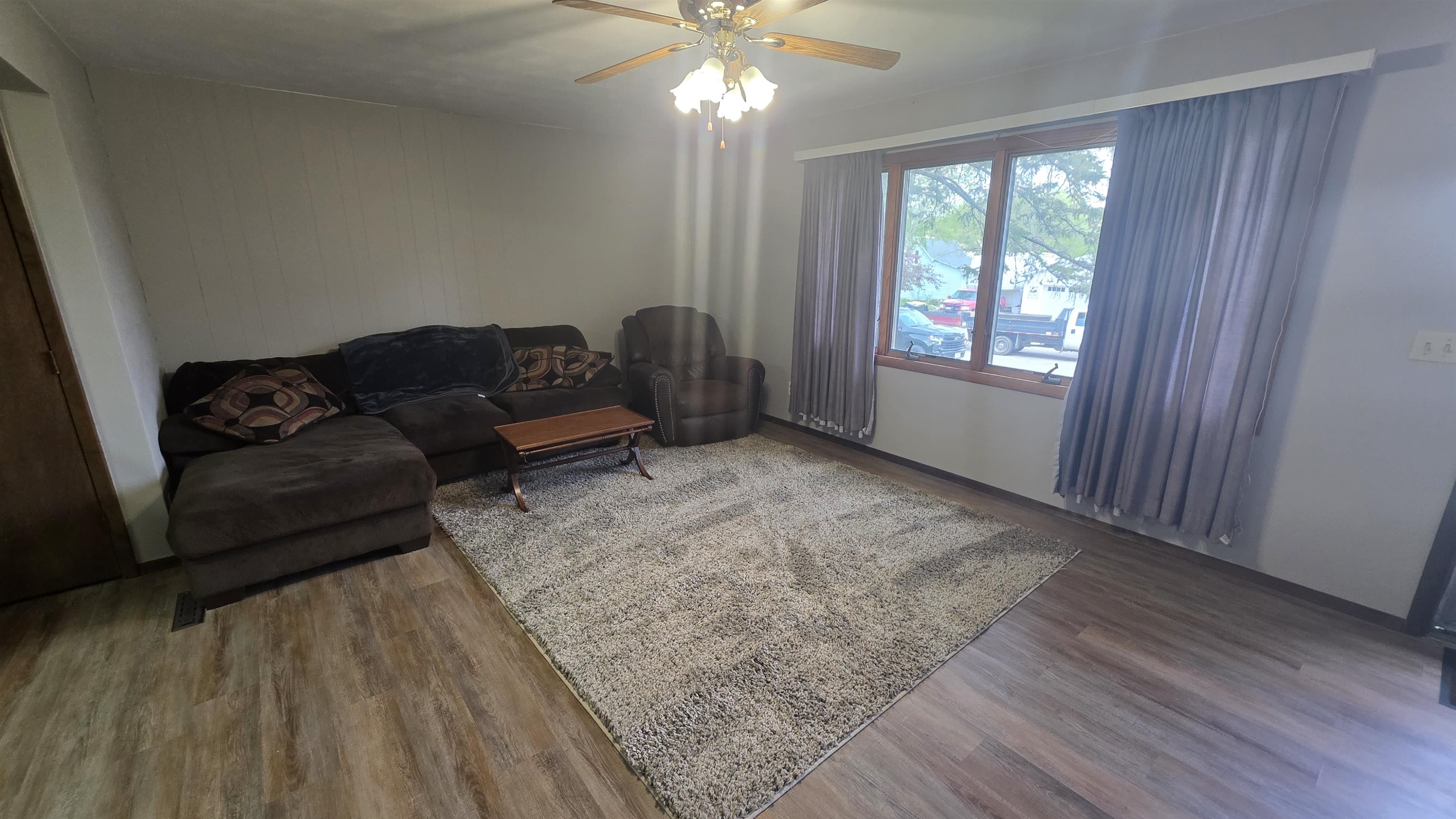 133 South Jackson Street Lancaster, WI 53813 - Photo 14 of 33