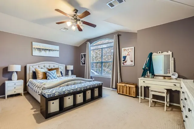 $2,700 | 10205 Garbacz Drive, Unit 210, Austin, TX 78748