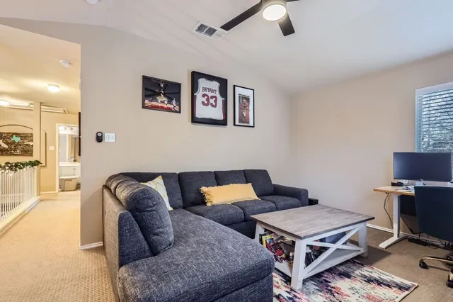 $2,700 | 10205 Garbacz Drive, Unit 210, Austin, TX 78748