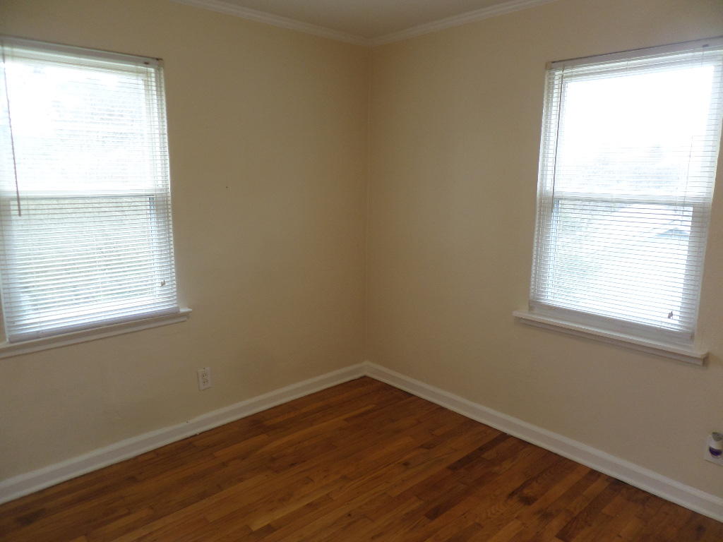 127 Salem Road Oak Ridge, TN 37830 - Photo 12 of 24 Master Bedroom