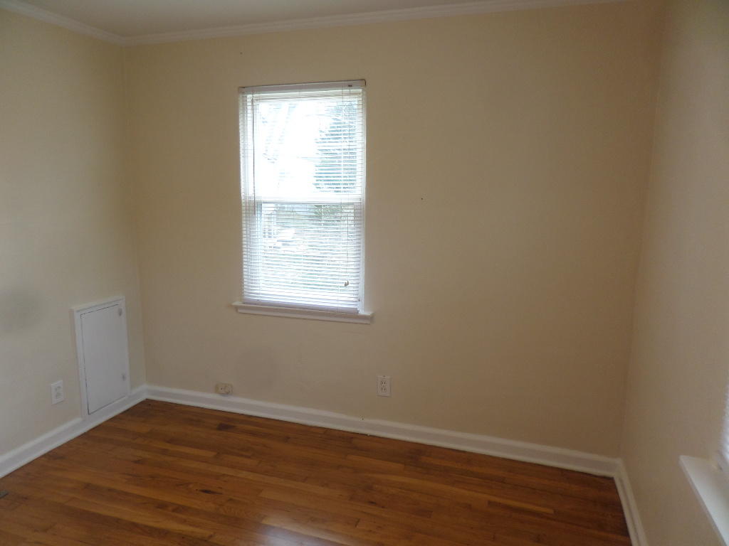 127 Salem Road Oak Ridge, TN 37830 - Photo 13 of 24 Master Bedroom
