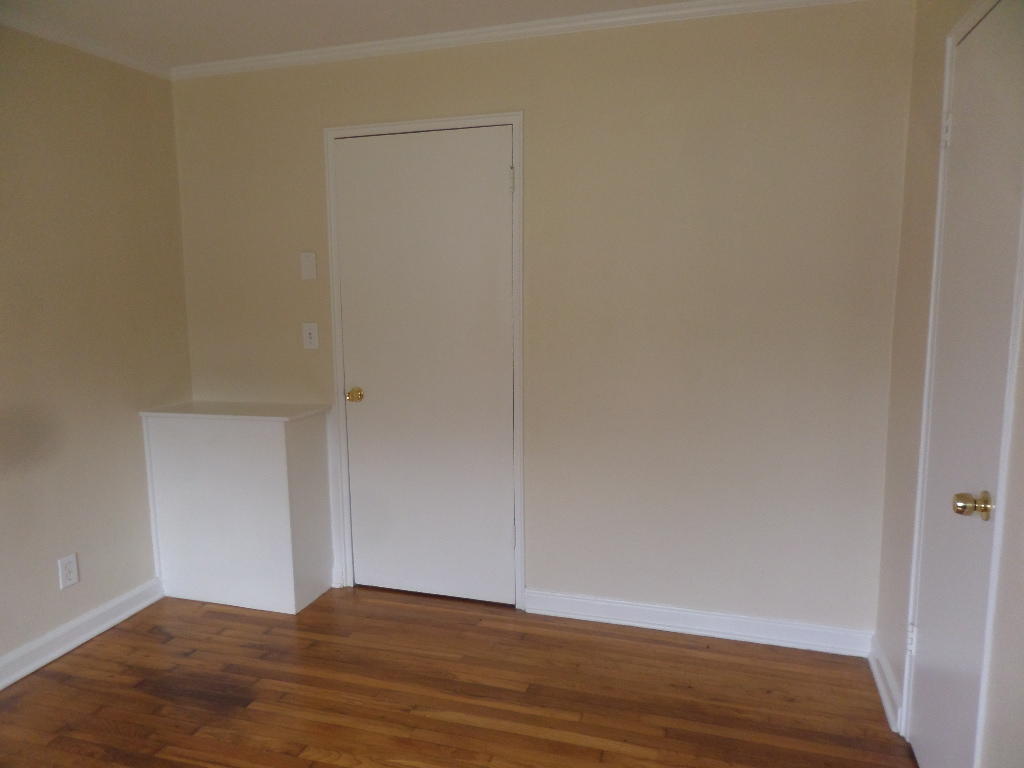 127 Salem Road Oak Ridge, TN 37830 - Photo 14 of 24 Bedroom 2