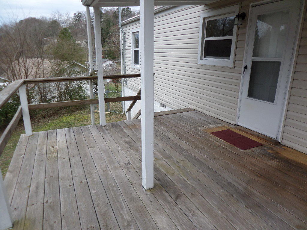 127 Salem Road Oak Ridge, TN 37830 - Photo 20 of 24 Back Porch