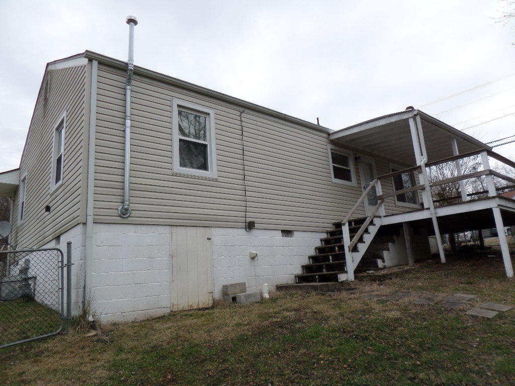 127 Salem Road Oak Ridge, TN 37830 - Photo 22 of 24 Back of House