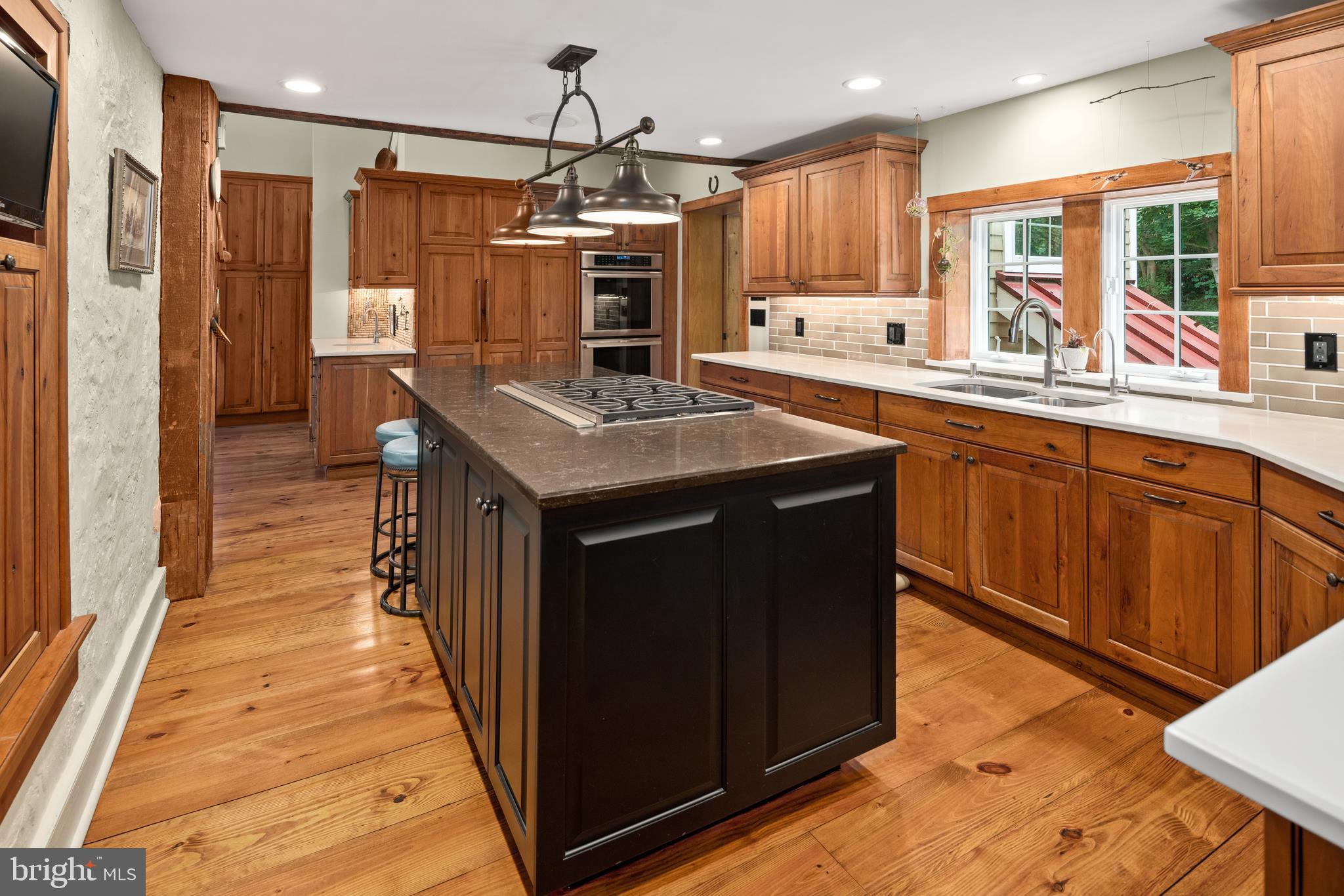 1055 Little Road Washington Crossing, PA 18977 - Photo 12 of 57 Gallery Image 12