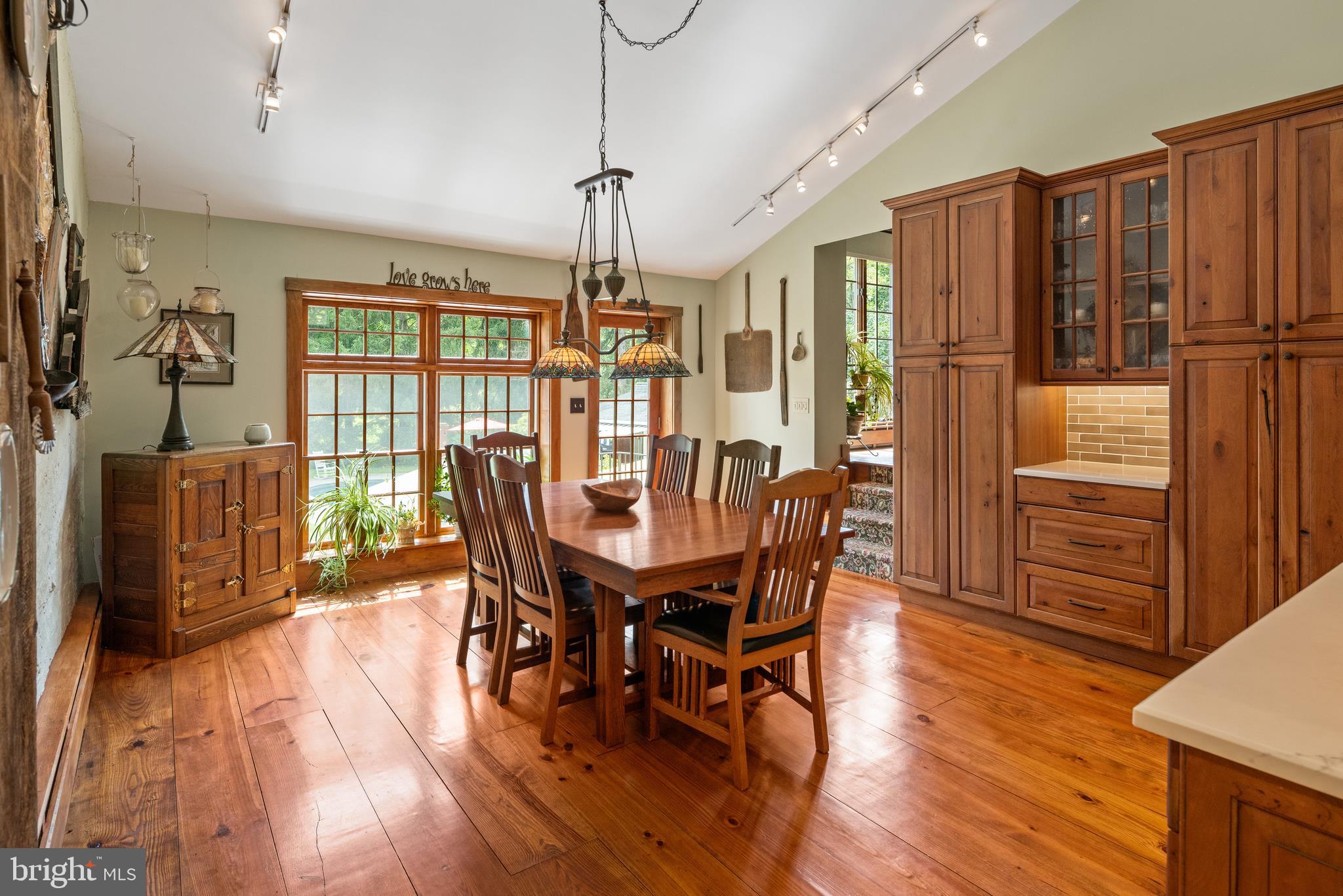 1055 Little Road Washington Crossing, PA 18977 - Photo 13 of 57 Gallery Image 13