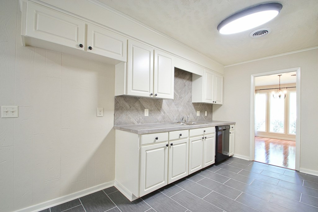 5003 Forest Hill Road Byram, MS 39272 - Photo 8 of 20 Photo 8