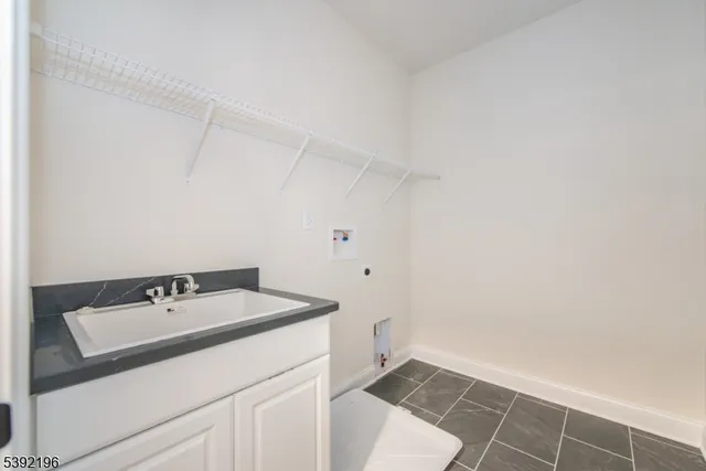 $1,199,990 | 20 Whitaker Lane, Far Hills, NJ 07931