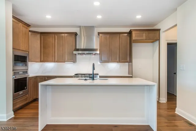 $1,199,990 | 20 Whitaker Lane, Far Hills, NJ 07931