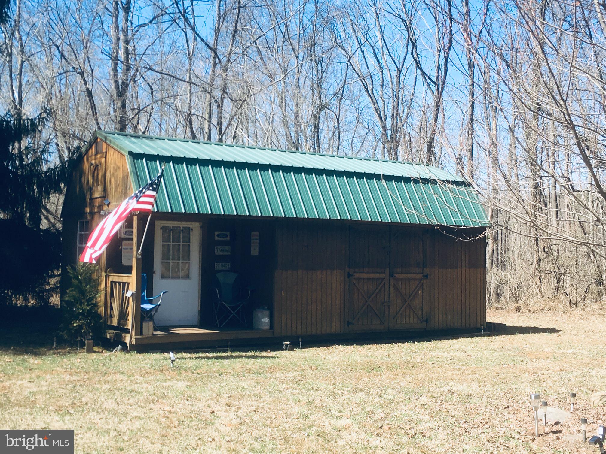 Low Line Road Great Cacapon, WV 25422 - Photo 6 of 21 Building on Property