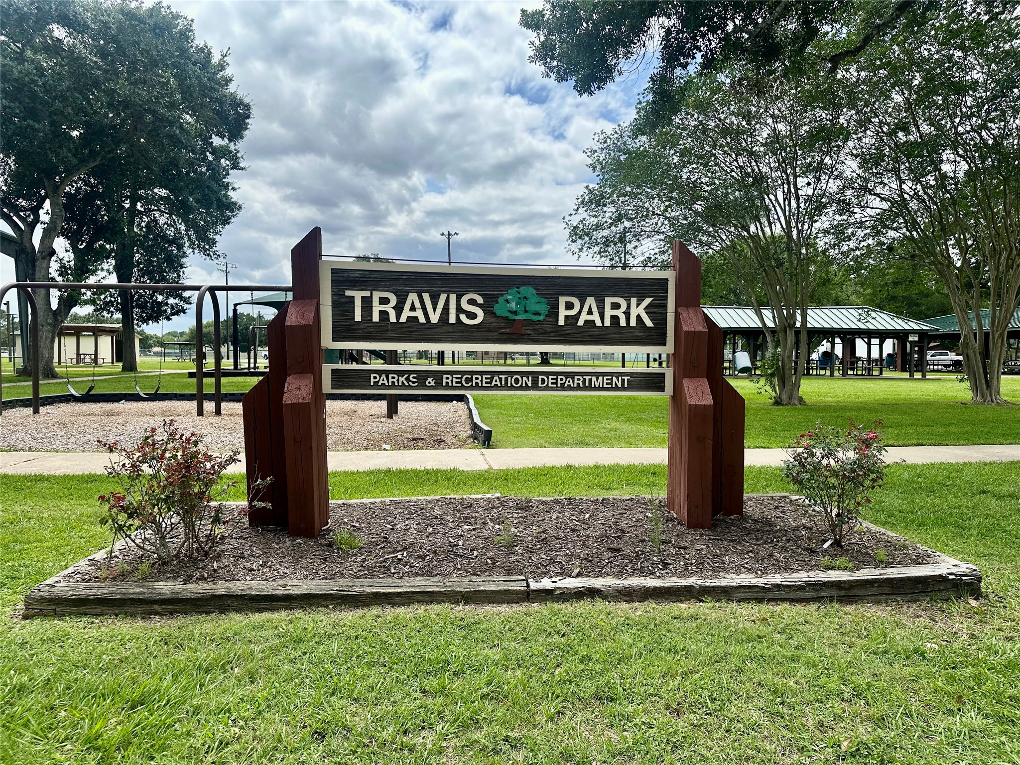 2705 Parrott Avenue Rosenberg, TX 77471 - Photo 37 of 37 a view of a park with welcome board