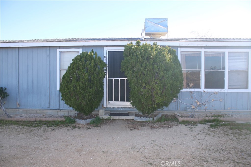1147 Cherokee Trail Yucca Valley, CA 92284 - Photo 20 of 27
