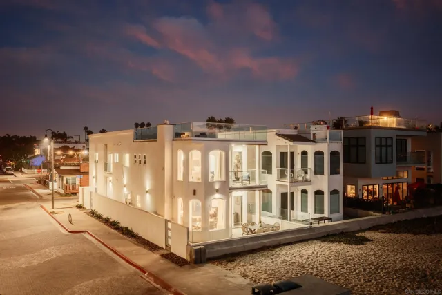 a view of outdoor space