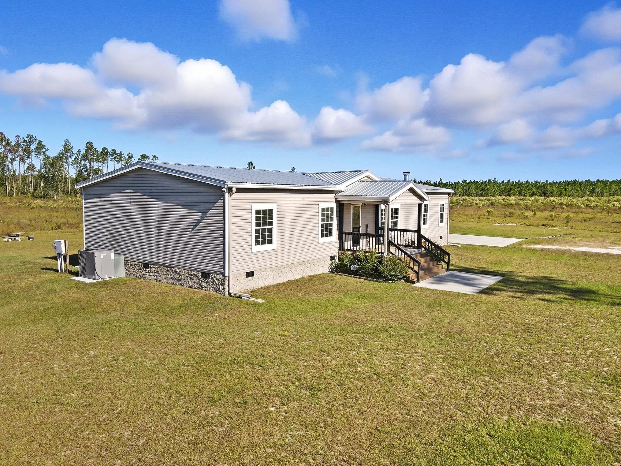 641 Southeast Sequoyah Trail Lee, FL 32059 - Photo 27 of 39