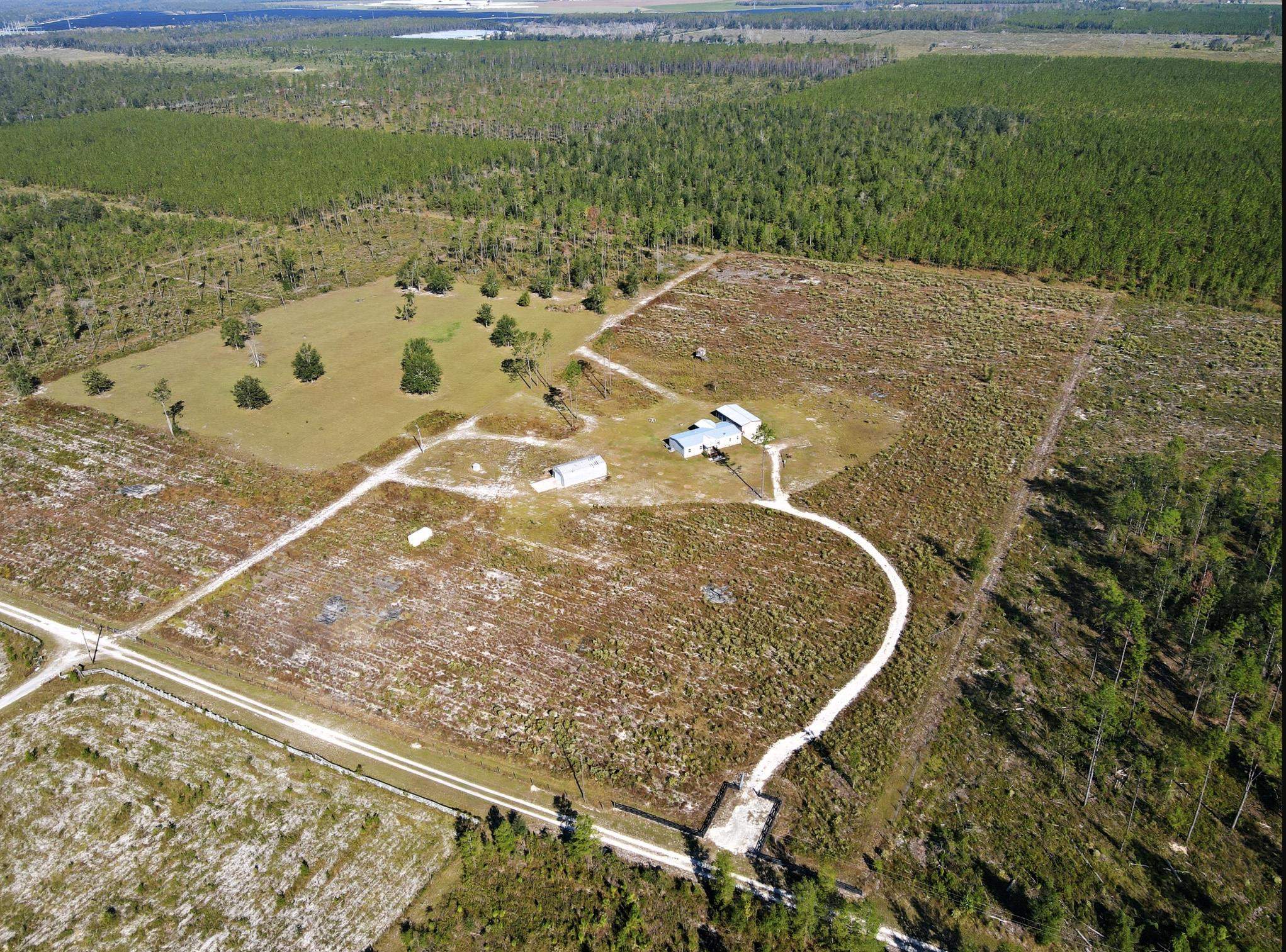 641 Southeast Sequoyah Trail Lee, FL 32059 - Photo 35 of 39