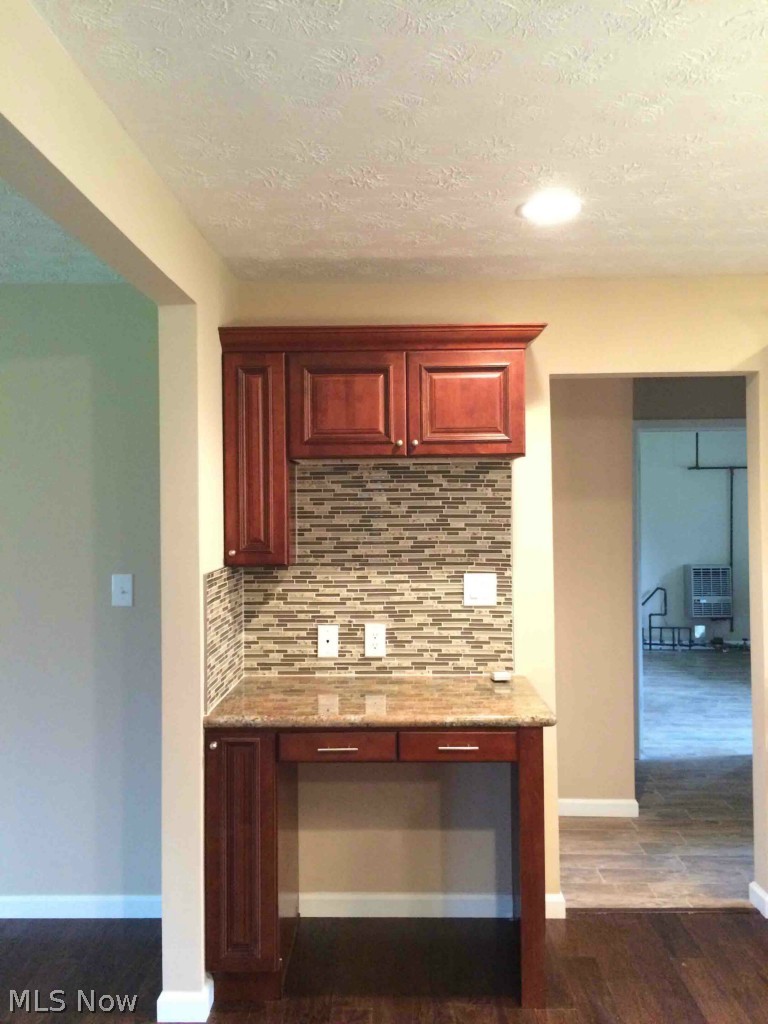 3714 Maplecrest Road Woodmere, OH 44122 - Photo 7 of 19 Gallery Image 7