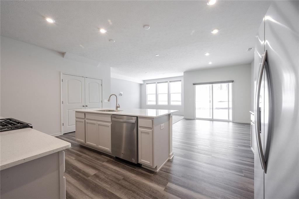 13460 Dewpoint Lane Fishers, IN 46037 - Photo 11 of 54