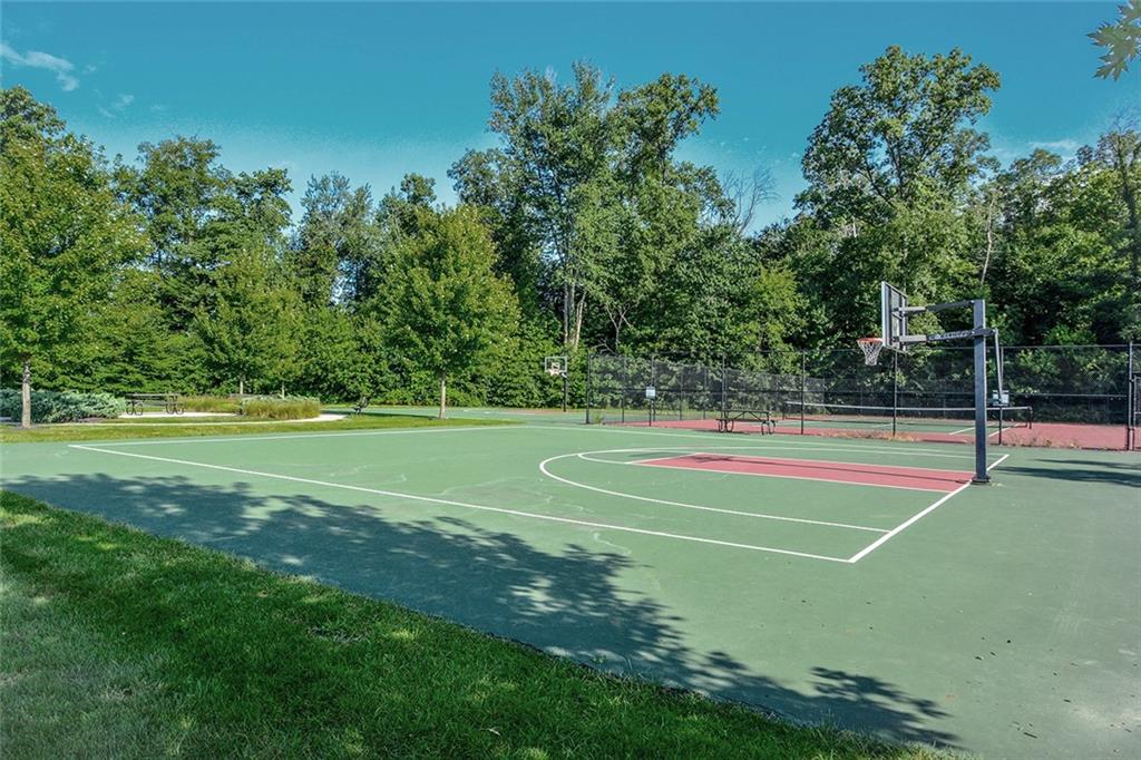 13460 Dewpoint Lane Fishers, IN 46037 - Photo 52 of 54