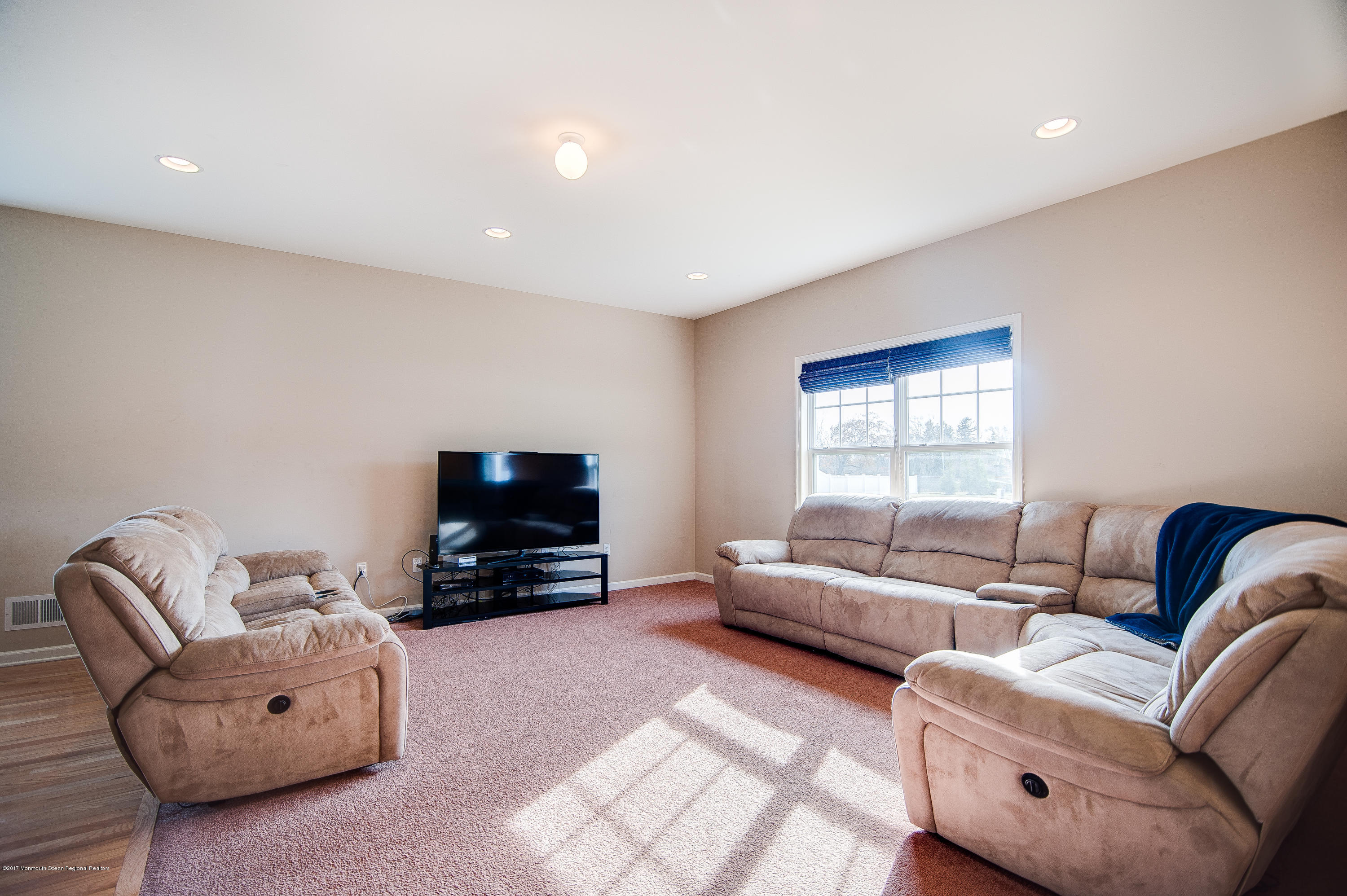 203 Spirit Bear Road Toms River, NJ 08755 - Photo 11 of 33 Spirit Bear Rd Toms River NJ-print-011-4