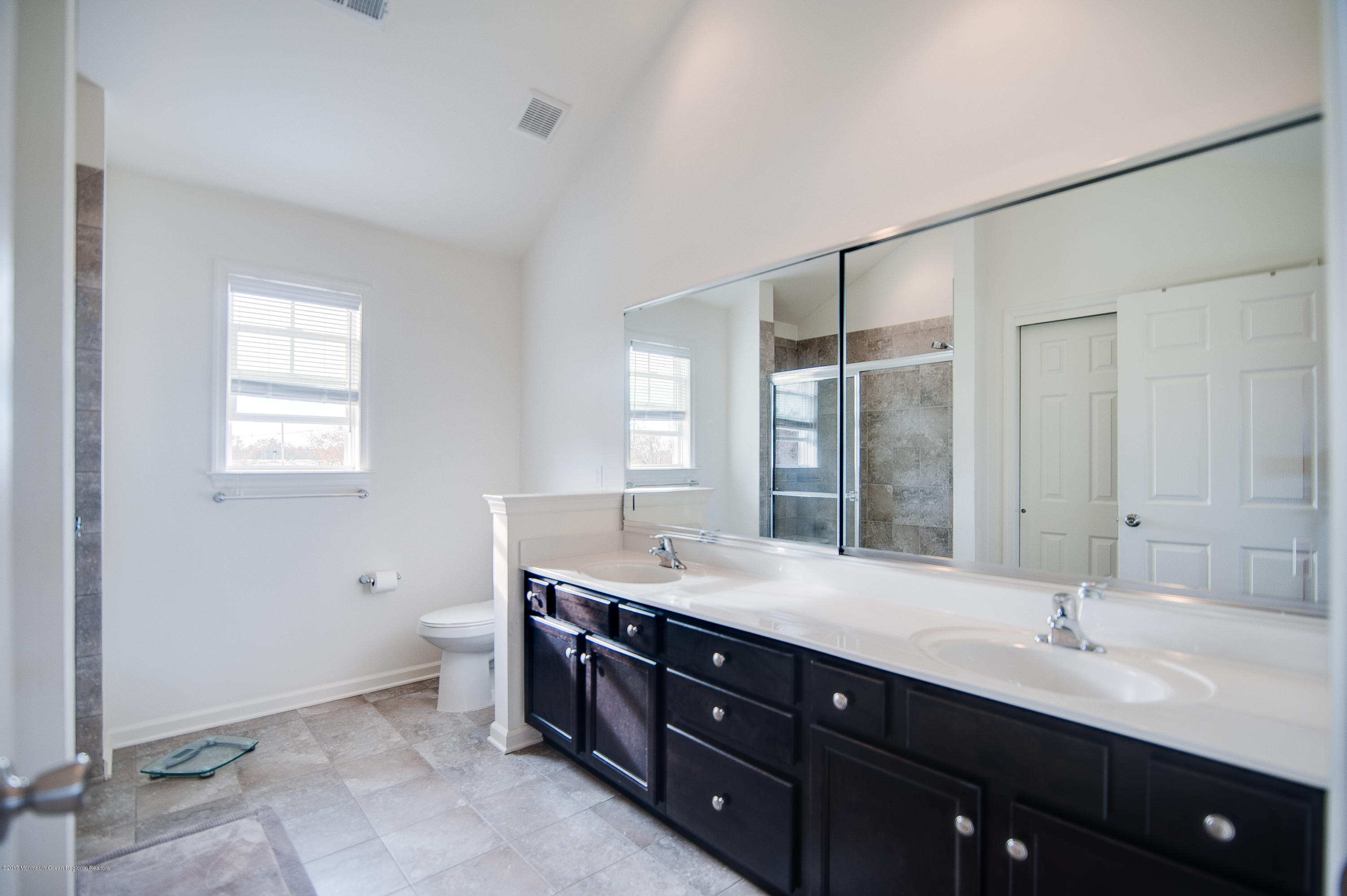 203 Spirit Bear Road Toms River, NJ 08755 - Photo 23 of 33 Spirit Bear Rd Toms River NJ-print-023-1