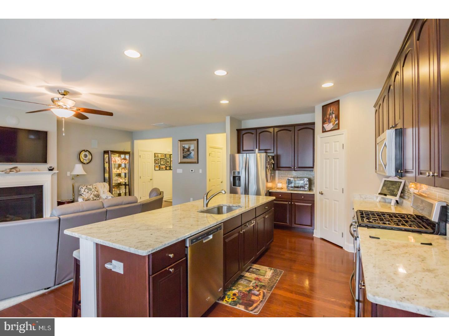 12 Pine Valley Road Berlin, NJ 08009 - Photo 3 of 25