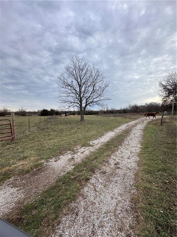 1696 Maple Road Fort Scott, KS 66701 - Photo 7 of 16