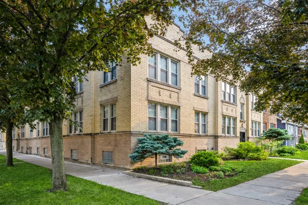 $1,445 | 5505 West School Street, Unit 1D, Chicago, IL 60641