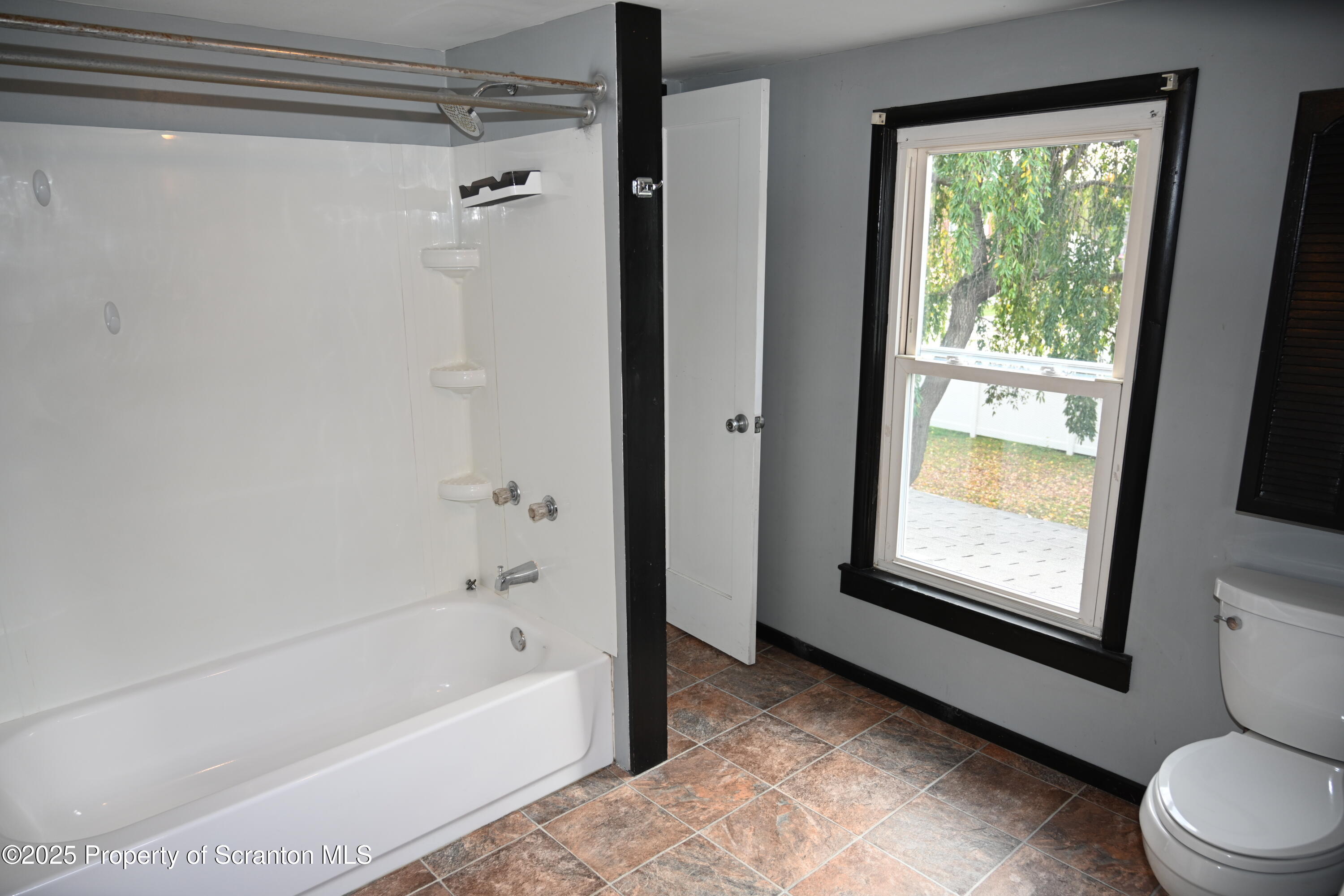 229 Franklin Street Great Bend, PA 18821 - Photo 16 of 28 DSC_1806