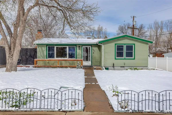 $450,000 | 891 Lee Street, Lakewood, CO 80215