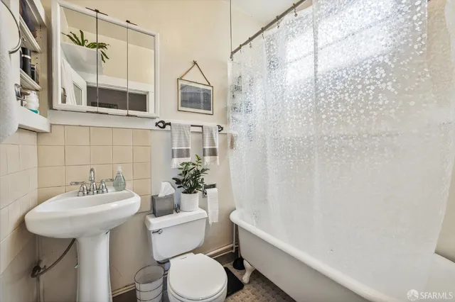 $2,998,000 | 1375 Sacramento Street, San Francisco, CA 94109