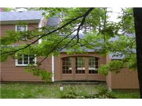 44 Ferry Road Nashua, NH 03064 - Photo 3 of 5