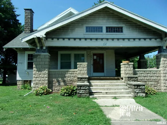 $45,900 | 201 West State Street, Astoria, IL 61501