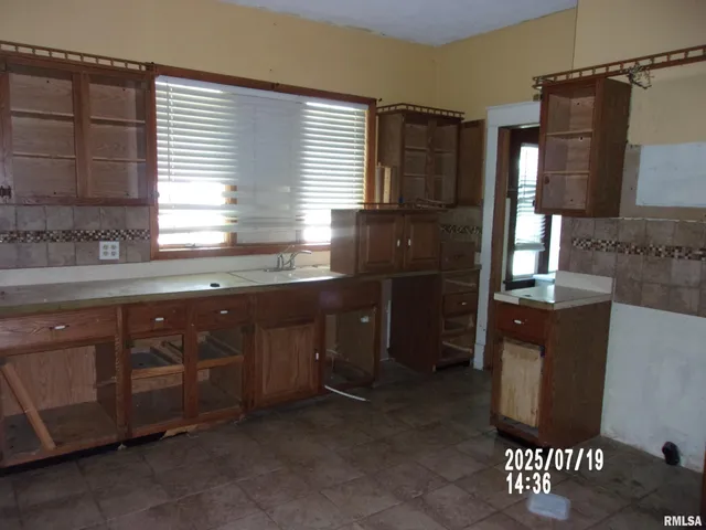 $45,900 | 201 West State Street, Astoria, IL 61501