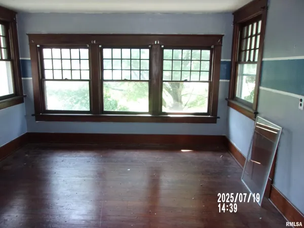 $34,900 | 201 West State Street, Astoria, IL 61501