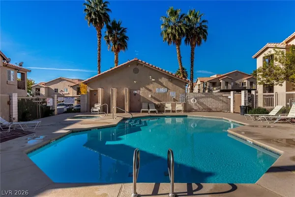 $1,999 | 2110 Los Feliz Street, Unit 2015, Las Vegas, NV 89156