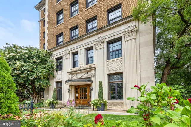 $379,000 | 1101 L Street Northwest, Unit 102, Washington, DC 20005