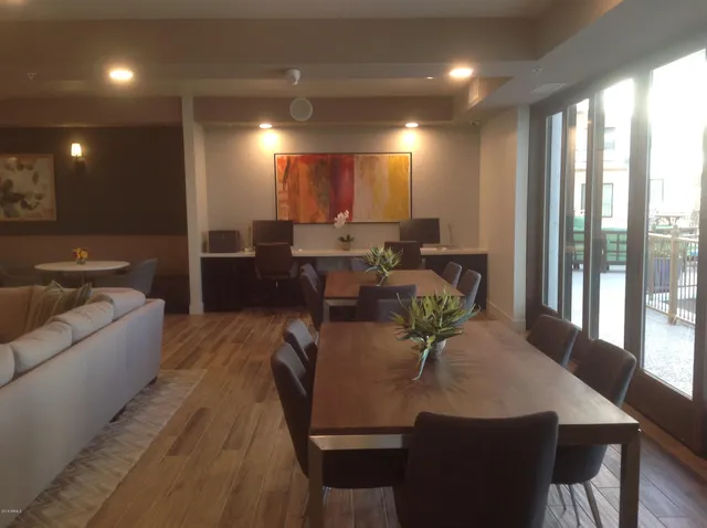 $1,895 | 2511 West Queen Creek Road, Unit 155, Chandler, AZ 85248