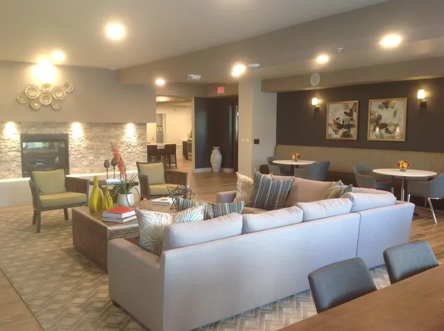 $1,895 | 2511 West Queen Creek Road, Unit 155, Chandler, AZ 85248