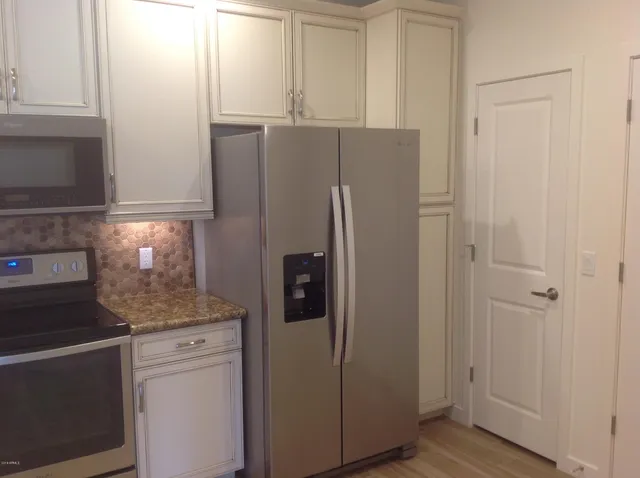 $1,895 | 2511 West Queen Creek Road, Unit 155, Chandler, AZ 85248