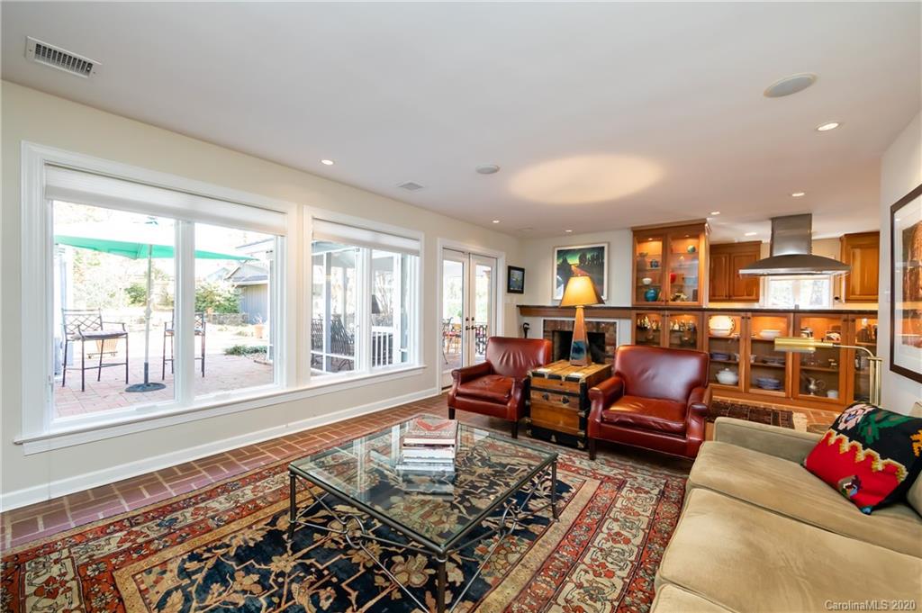 4417 Barwick Road Charlotte, NC 28211 - Photo 22 of 48 Gallery Image 22