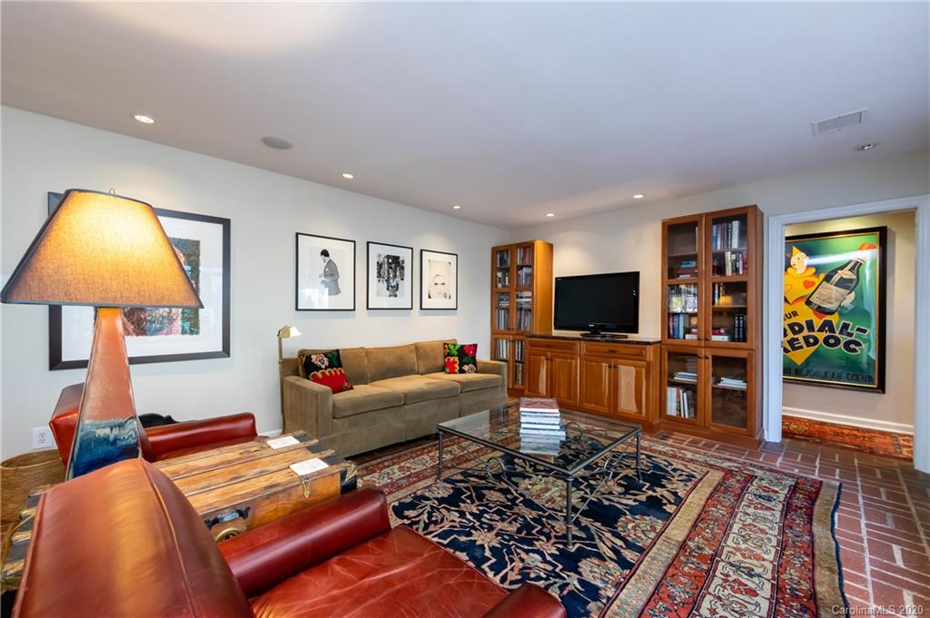 4417 Barwick Road Charlotte, NC 28211 - Photo 25 of 48 Gallery Image 25