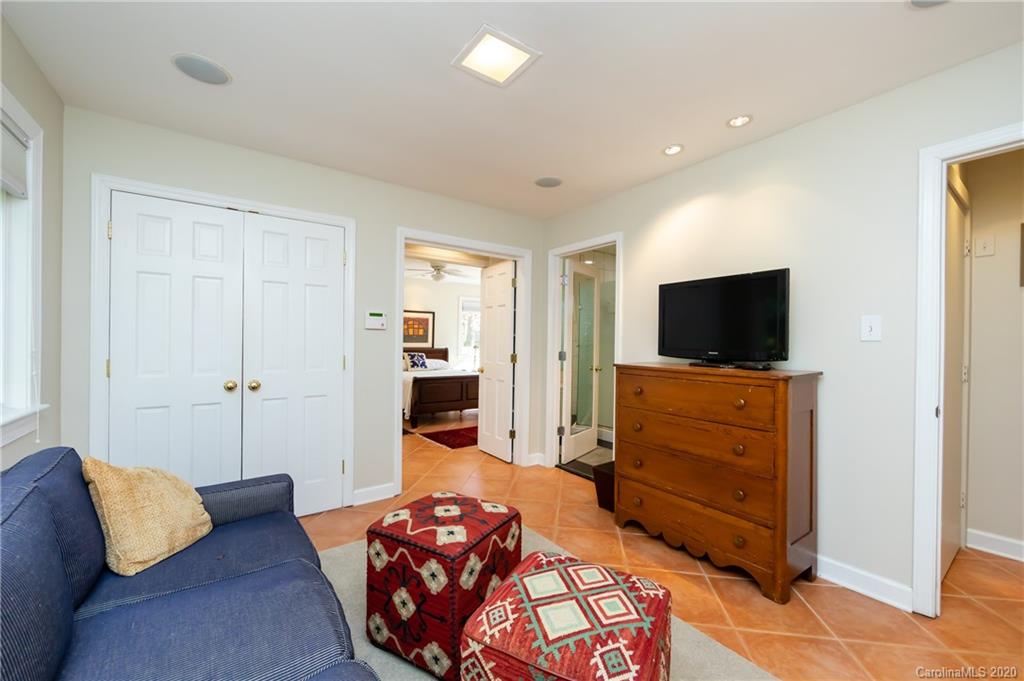 4417 Barwick Road Charlotte, NC 28211 - Photo 27 of 48 Gallery Image 27